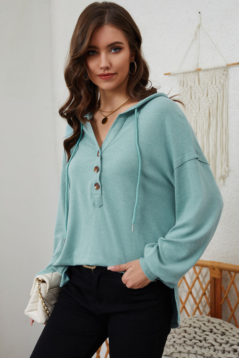 White Buttoned High and Low Hem Hoodie