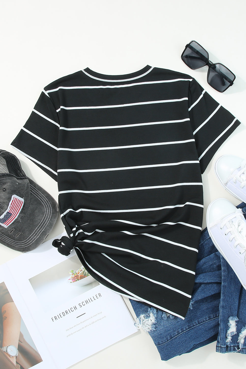 Black Round Neck Striped Print T-shirt