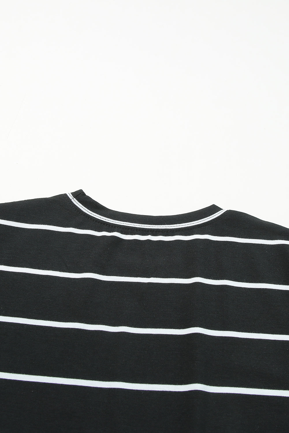 Black Round Neck Striped Print T-shirt